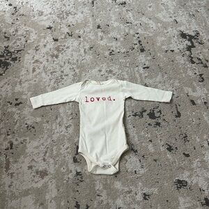 Tenth & Pine Baby Long Sleeve Graphic Onesie Size 6-12 Months